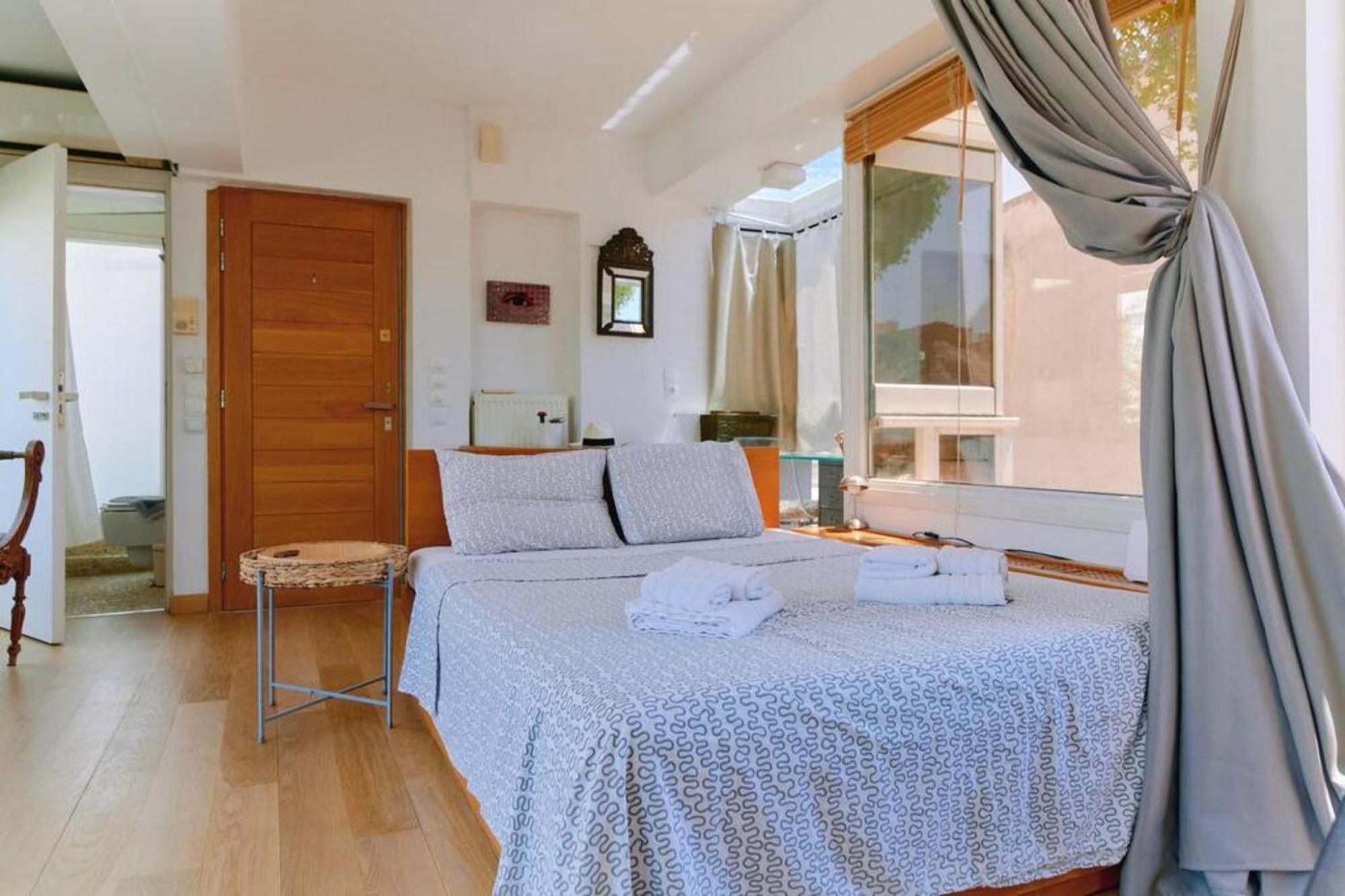 360 View In Roof Top Appartment With Patio Atena Exterior foto