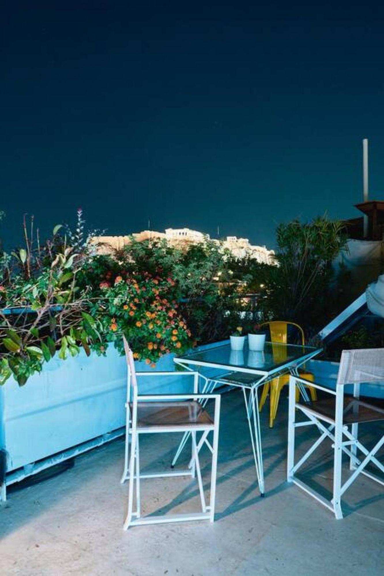 360 View In Roof Top Appartment With Patio Atena Exterior foto